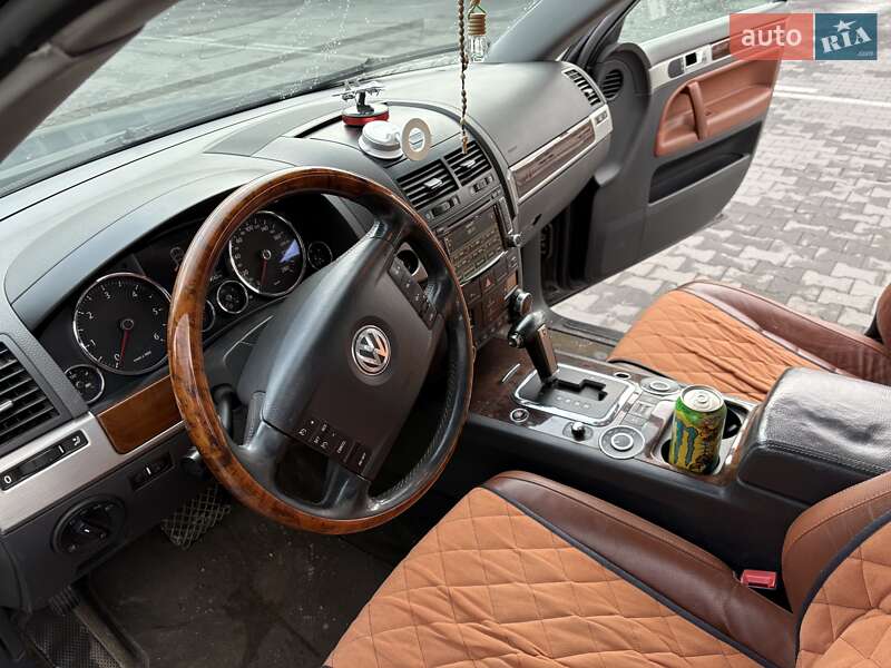 Позашляховик / Кросовер Volkswagen Touareg 2007 в Івано-Франківську