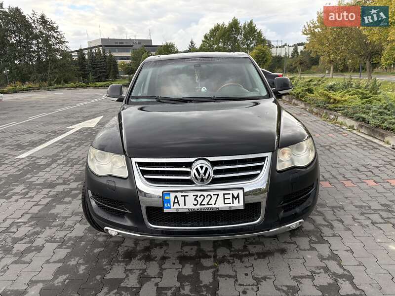 Позашляховик / Кросовер Volkswagen Touareg 2007 в Івано-Франківську