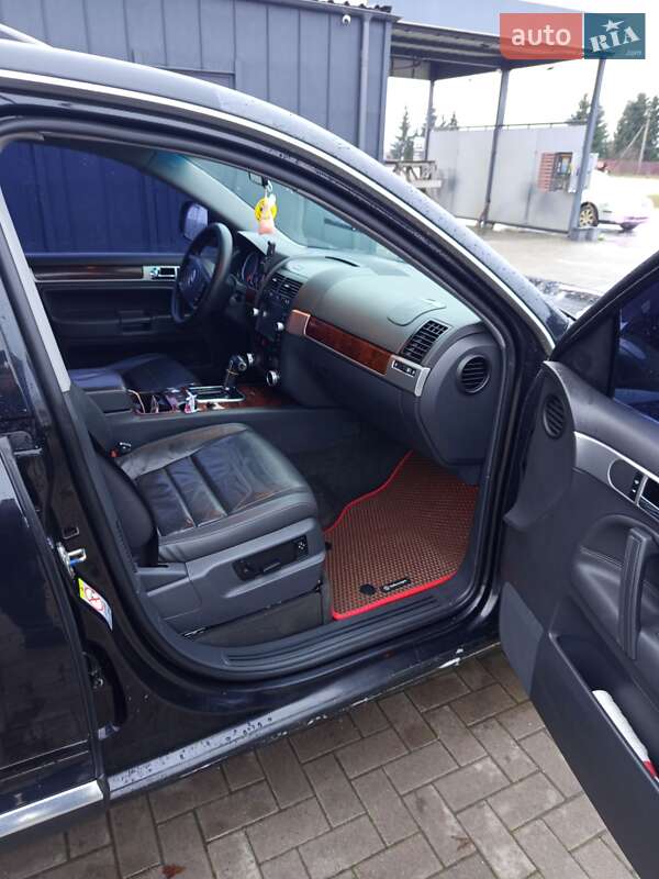 Внедорожник / Кроссовер Volkswagen Touareg 2008 в Тячеве