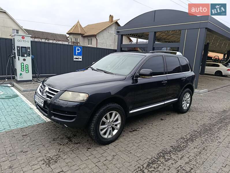 Позашляховик / Кросовер Volkswagen Touareg 2005 в Тячеві