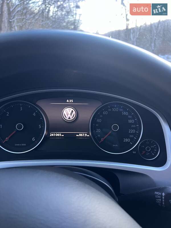 Позашляховик / Кросовер Volkswagen Touareg 2012 в Кременці фото 2 Позашляховик / Кросовер Volkswagen Touareg 2012 в Кременці