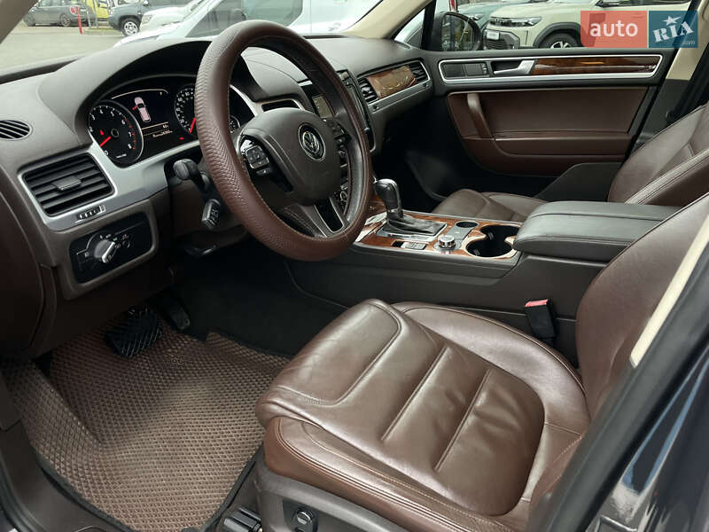 Внедорожник / Кроссовер Volkswagen Touareg 2012 в Одессе фото 21 Внедорожник / Кроссовер Volkswagen Touareg 2012 в Одессе