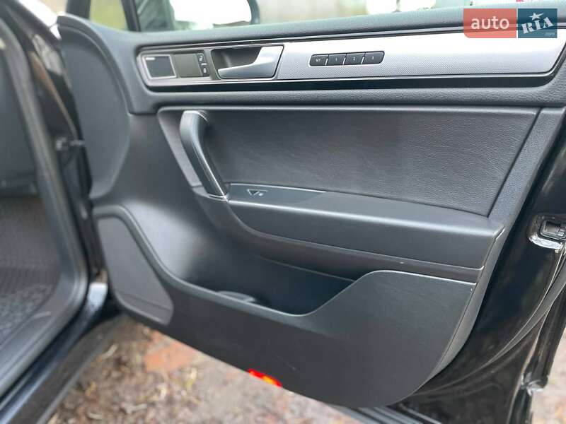 Позашляховик / Кросовер Volkswagen Touareg 2014 в Старокостянтинові фото 45 Позашляховик / Кросовер Volkswagen Touareg 2014 в Старокостянтинові