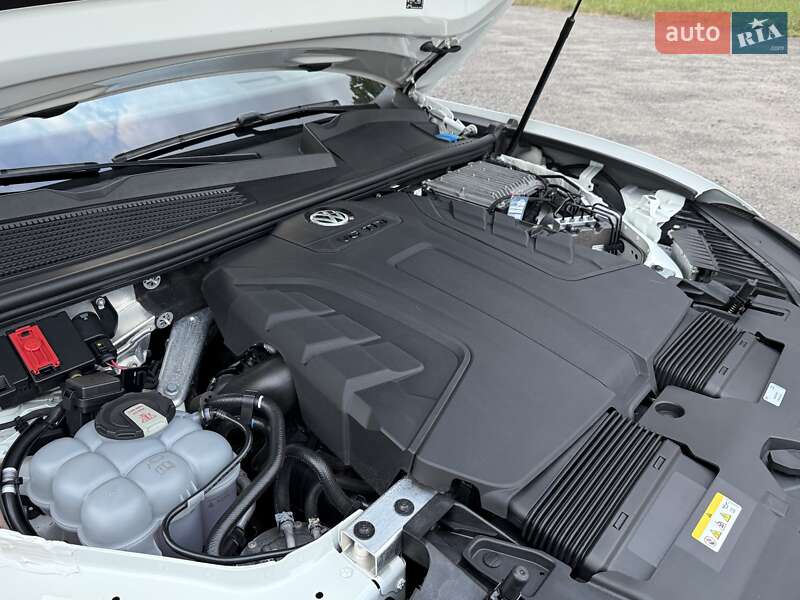 Внедорожник / Кроссовер Volkswagen Touareg 2021 в Виннице