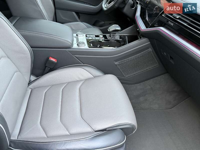 Внедорожник / Кроссовер Volkswagen Touareg 2021 в Виннице