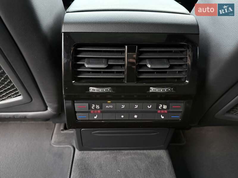 Внедорожник / Кроссовер Volkswagen Touareg 2021 в Виннице