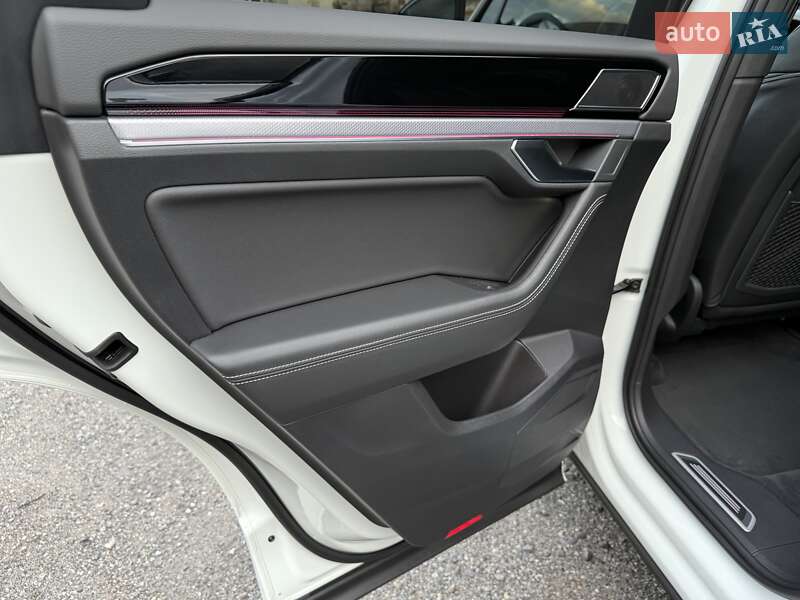 Внедорожник / Кроссовер Volkswagen Touareg 2021 в Виннице