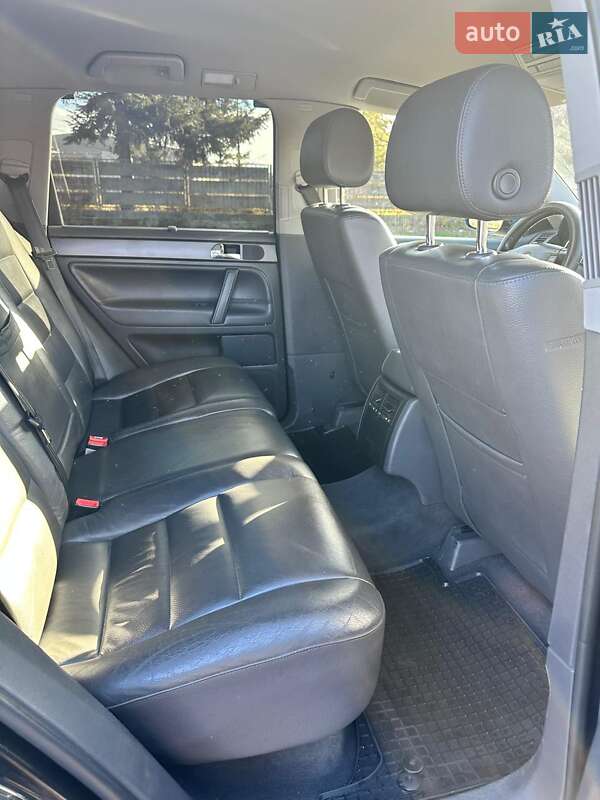 Позашляховик / Кросовер Volkswagen Touareg 2007 в Хусті