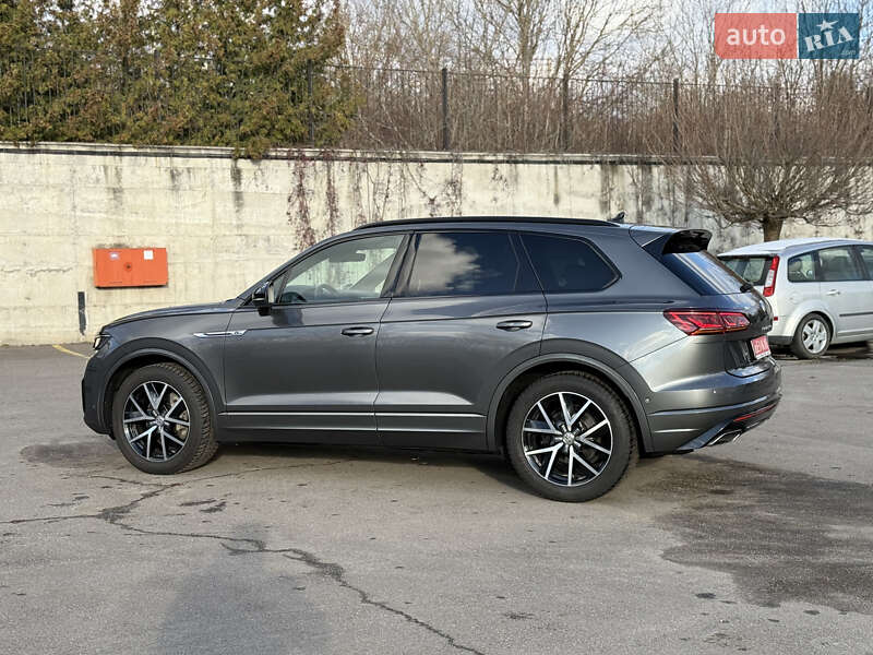 Внедорожник / Кроссовер Volkswagen Touareg 2021 в Ровно