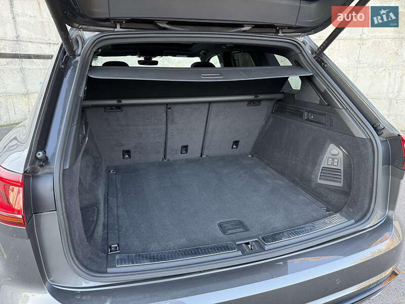 Внедорожник / Кроссовер Volkswagen Touareg 2021 в Ровно