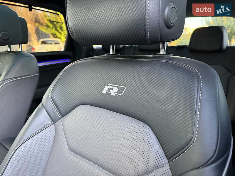 Внедорожник / Кроссовер Volkswagen Touareg 2021 в Ровно