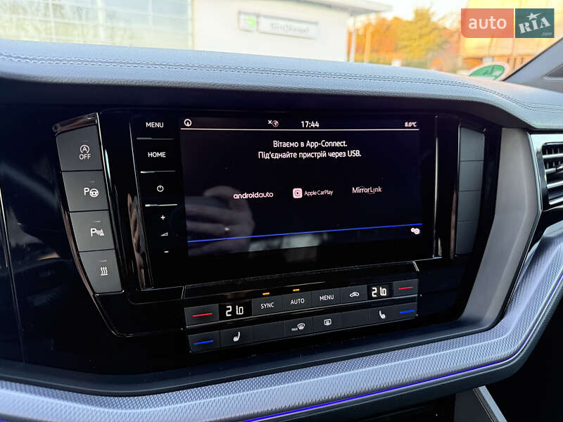 Внедорожник / Кроссовер Volkswagen Touareg 2021 в Ровно