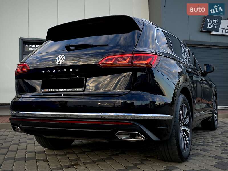 Позашляховик / Кросовер Volkswagen Touareg 2019 в Мукачевому