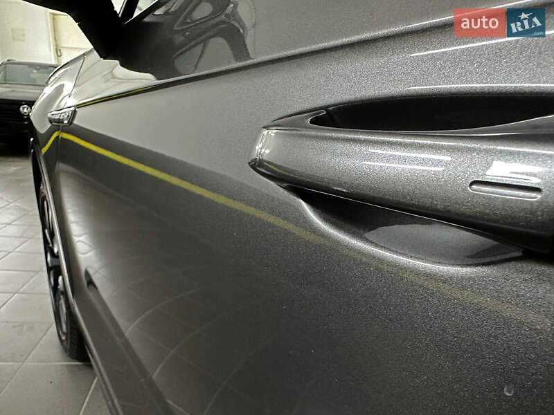 Позашляховик / Кросовер Volkswagen Touareg 2022 в Козятині