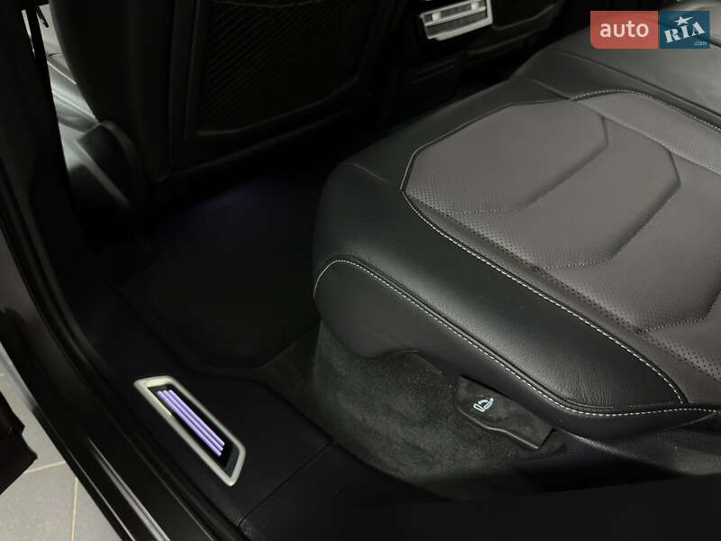 Позашляховик / Кросовер Volkswagen Touareg 2022 в Козятині