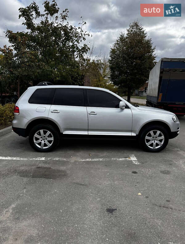 Внедорожник / Кроссовер Volkswagen Touareg 2007 в Харькове