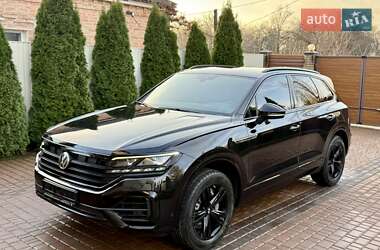 Внедорожник / Кроссовер Volkswagen Touareg 2018 в Кропивницком