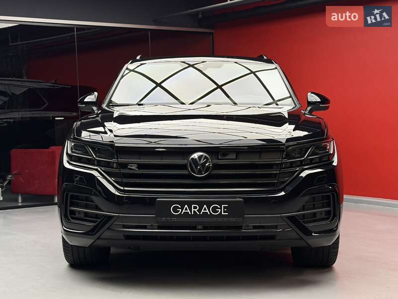 Внедорожник / Кроссовер Volkswagen Touareg 2021 в Киеве