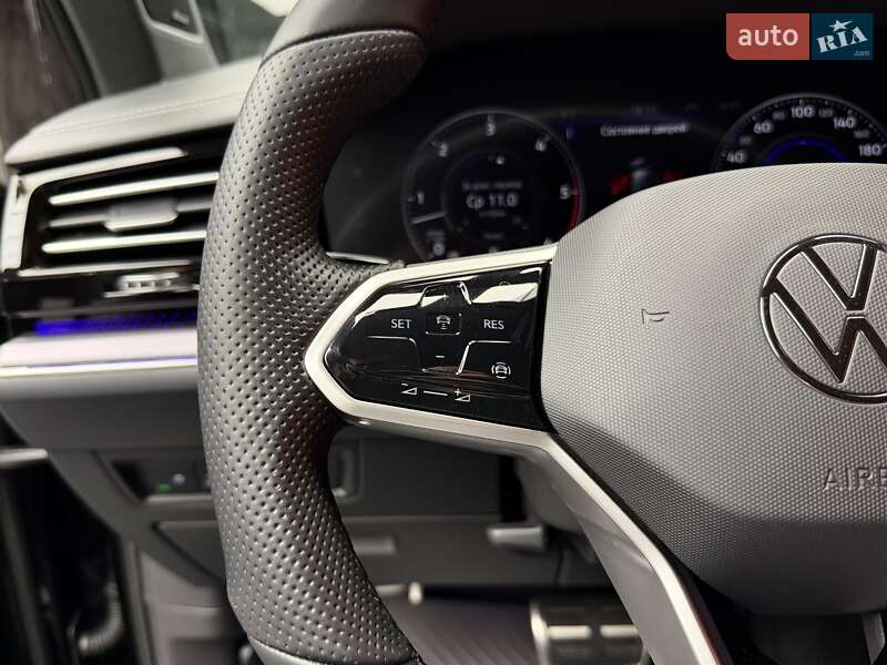 Внедорожник / Кроссовер Volkswagen Touareg 2021 в Киеве