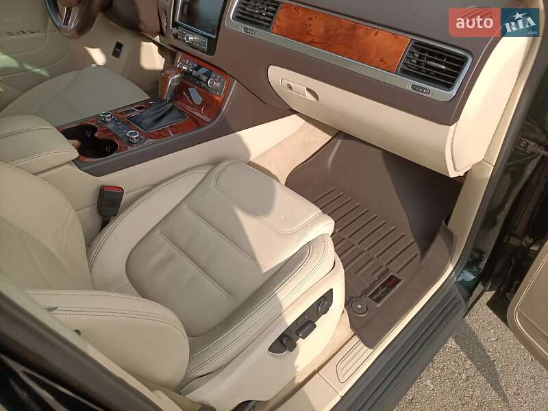 Внедорожник / Кроссовер Volkswagen Touareg 2011 в Киеве фото 11 Внедорожник / Кроссовер Volkswagen Touareg 2011 в Киеве