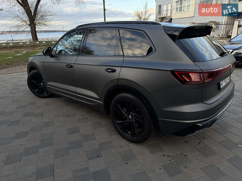 Внедорожник / Кроссовер Volkswagen Touareg 2024 в Запорожье