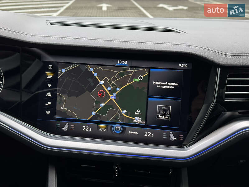 Внедорожник / Кроссовер Volkswagen Touareg 2021 в Киеве