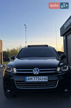 Внедорожник / Кроссовер Volkswagen Touareg 2013 в Бердичеве
