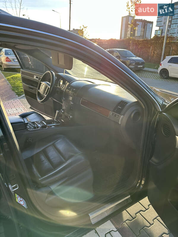 Позашляховик / Кросовер Volkswagen Touareg 2007 в Львові