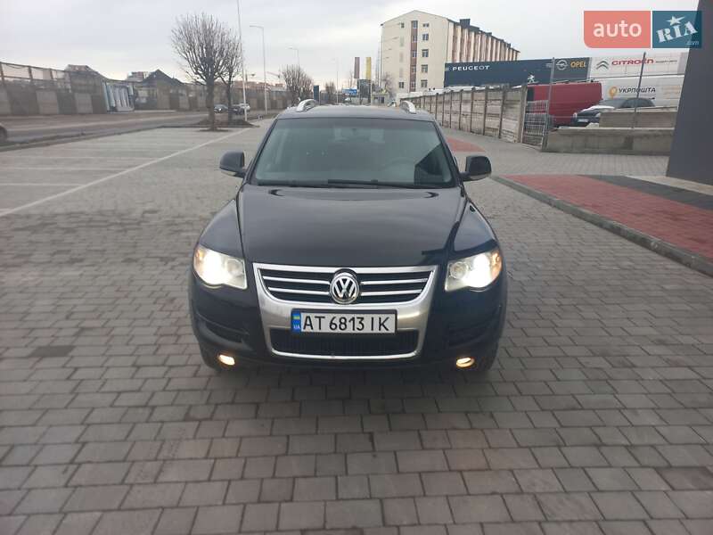 Позашляховик / Кросовер Volkswagen Touareg 2008 в Івано-Франківську