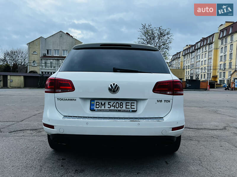 Внедорожник / Кроссовер Volkswagen Touareg 2013 в Одессе