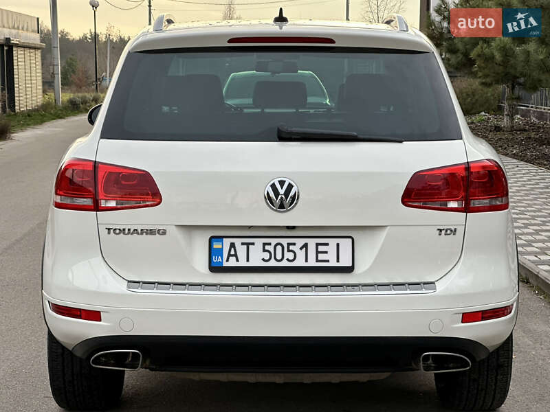 Внедорожник / Кроссовер Volkswagen Touareg 2010 в Киеве