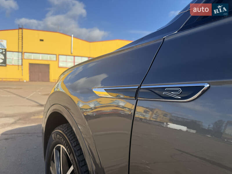 Внедорожник / Кроссовер Volkswagen Touareg 2023 в Житомире