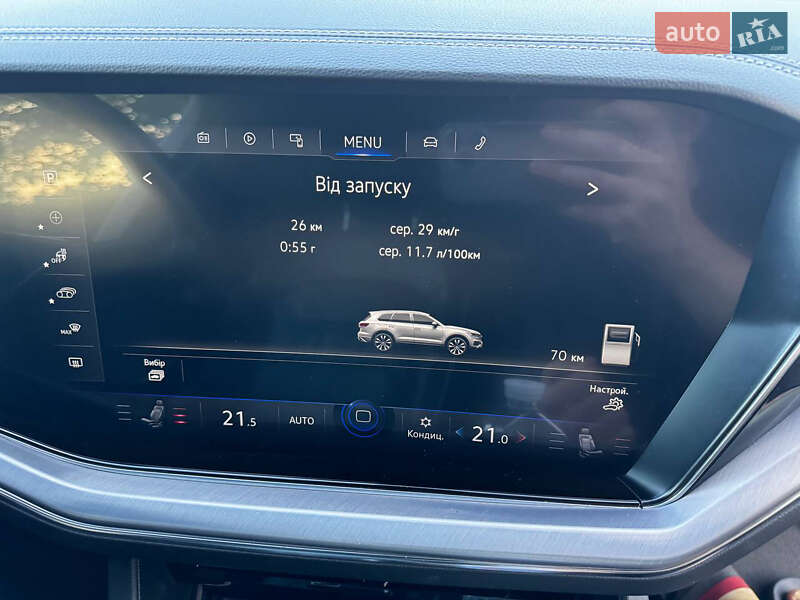 Позашляховик / Кросовер Volkswagen Touareg 2018 в Києві