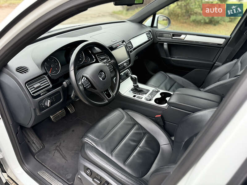 Позашляховик / Кросовер Volkswagen Touareg 2014 в Луцьку фото 16 Позашляховик / Кросовер Volkswagen Touareg 2014 в Луцьку