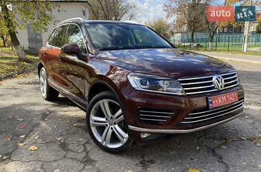 Внедорожник / Кроссовер Volkswagen Touareg 2017 в Харькове