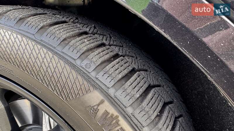 Внедорожник / Кроссовер Volkswagen Touareg 2019 в Киеве