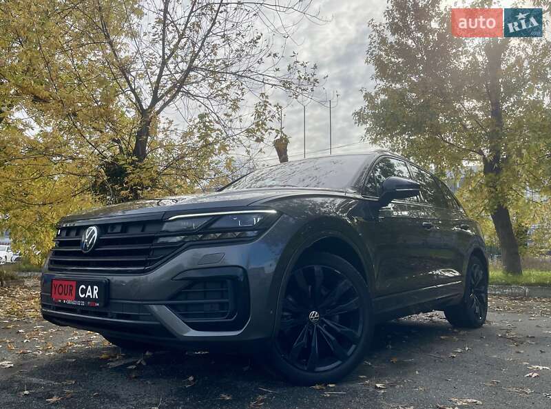 Внедорожник / Кроссовер Volkswagen Touareg 2022 в Киеве