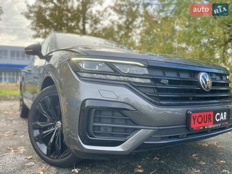 Внедорожник / Кроссовер Volkswagen Touareg 2022 в Киеве