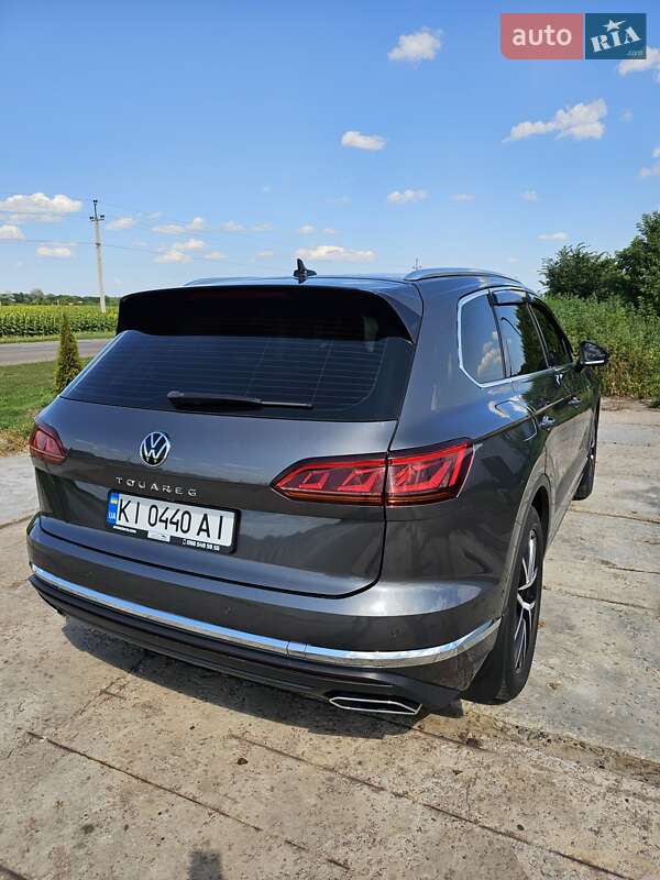 Внедорожник / Кроссовер Volkswagen Touareg 2022 в Березане