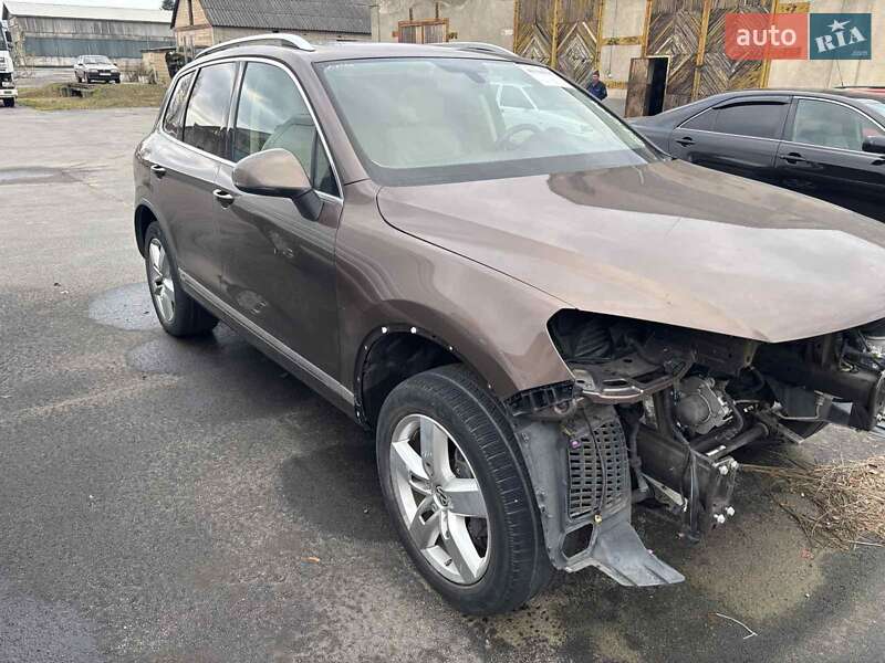 Позашляховик / Кросовер Volkswagen Touareg 2013 в Романіву фото 3 Позашляховик / Кросовер Volkswagen Touareg 2013 в Романіву
