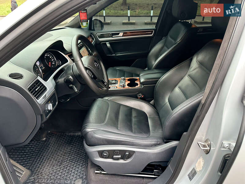 Внедорожник / Кроссовер Volkswagen Touareg 2010 в Тернополе фото 16 Внедорожник / Кроссовер Volkswagen Touareg 2010 в Тернополе