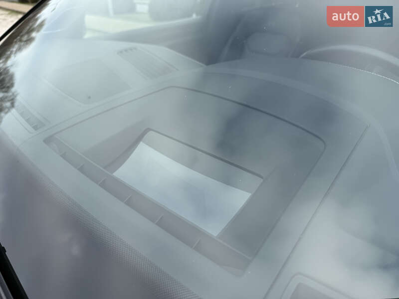 Внедорожник / Кроссовер Volkswagen Touareg 2018 в Днепре