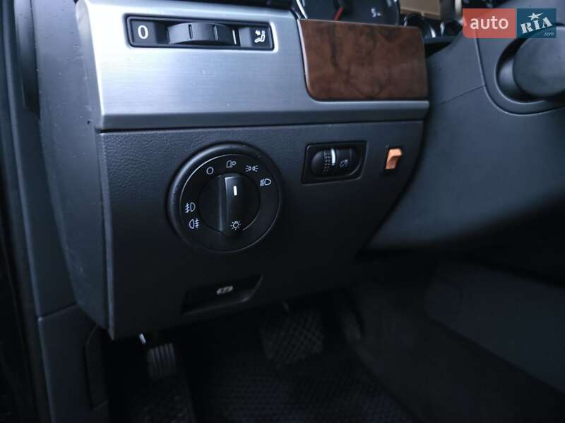 Внедорожник / Кроссовер Volkswagen Touareg 2007 в Киеве фото 25 Внедорожник / Кроссовер Volkswagen Touareg 2007 в Киеве