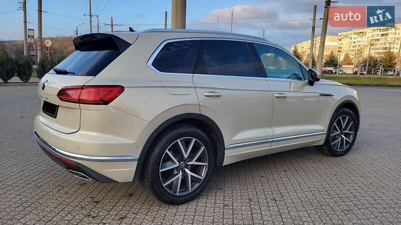 Внедорожник / Кроссовер Volkswagen Touareg 2021 в Полтаве фото 13 Внедорожник / Кроссовер Volkswagen Touareg 2021 в Полтаве