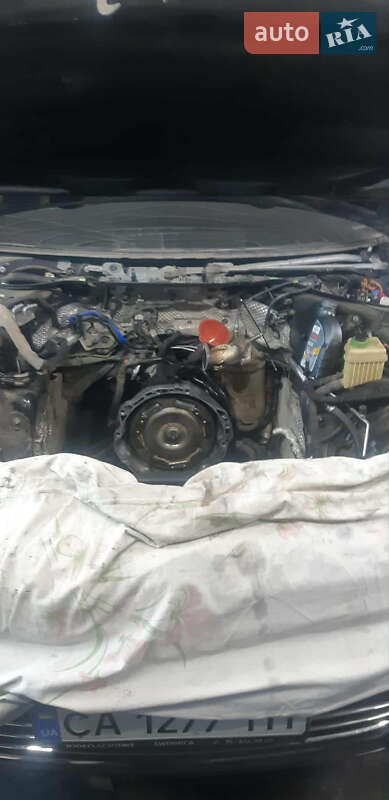 Позашляховик / Кросовер Volkswagen Touareg 2012 в Умані