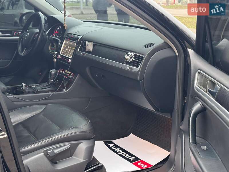 Внедорожник / Кроссовер Volkswagen Touareg 2012 в Запорожье фото 16 Внедорожник / Кроссовер Volkswagen Touareg 2012 в Запорожье