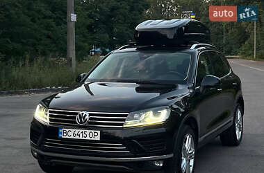 Позашляховик / Кросовер Volkswagen Touareg 2014 в Києві