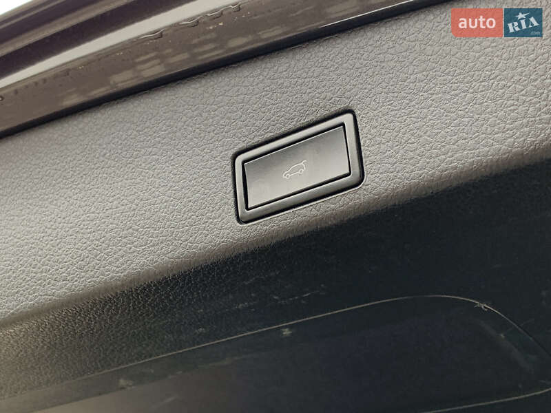 Позашляховик / Кросовер Volkswagen Touareg 2014 в Бердичеві