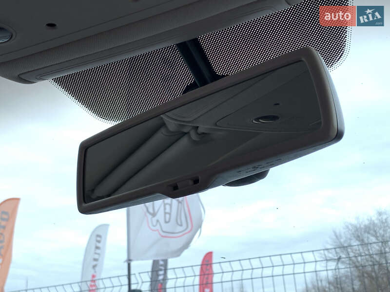 Позашляховик / Кросовер Volkswagen Touareg 2014 в Бердичеві