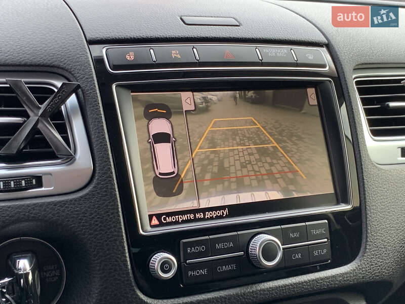 Позашляховик / Кросовер Volkswagen Touareg 2014 в Бердичеві